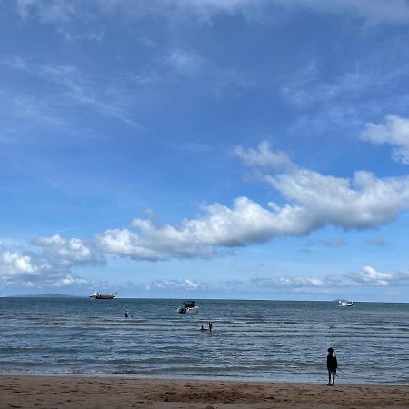 Gallery D Jomtien Экстерьер фото