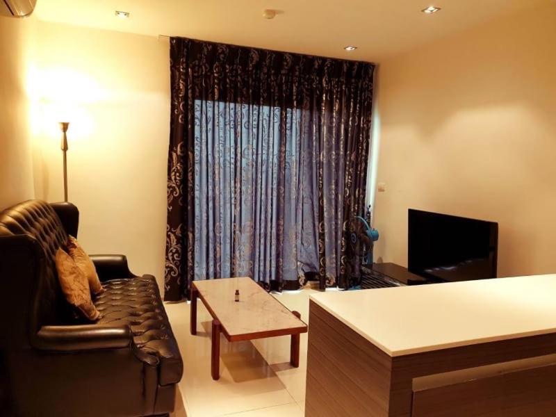 Gallery D Jomtien Экстерьер фото