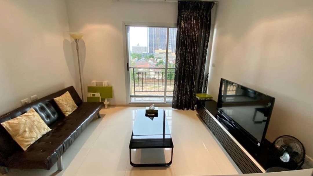Gallery D Jomtien Экстерьер фото